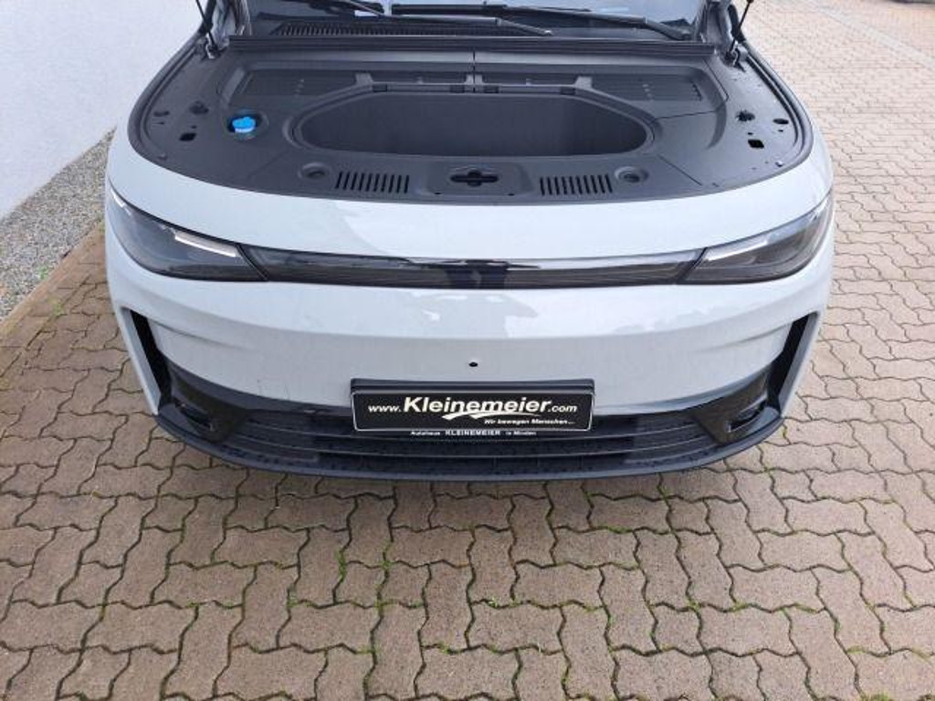 Leapmotor C10
