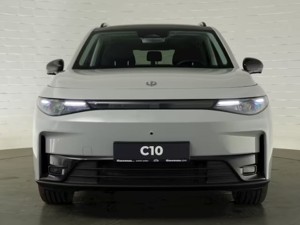 Leapmotor C10