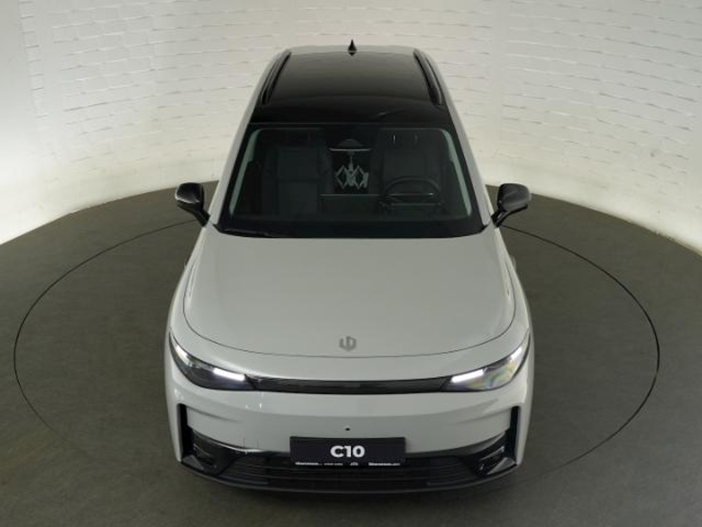 Leapmotor C10