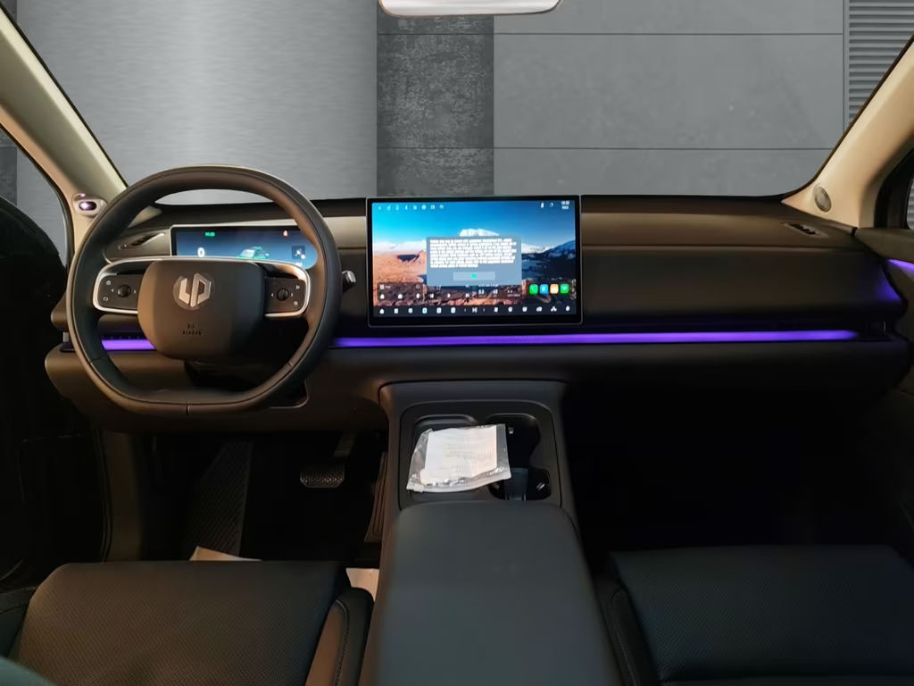 Leapmotor C10