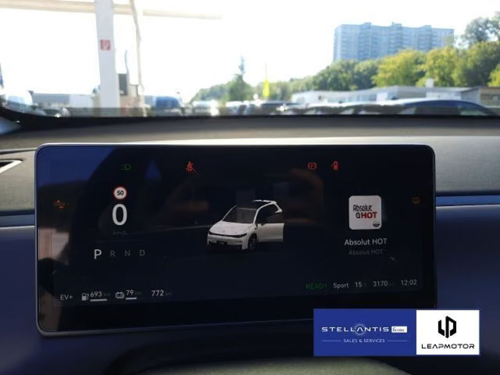 Leapmotor C10
