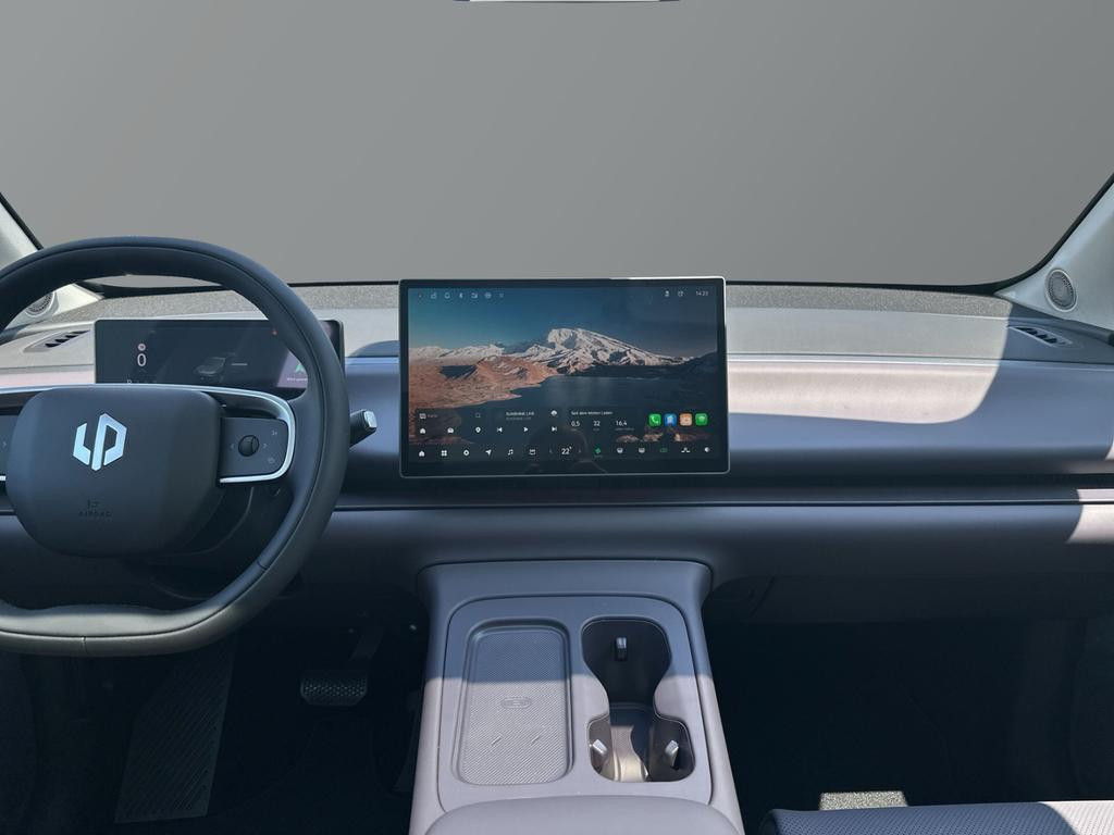 Leapmotor C10