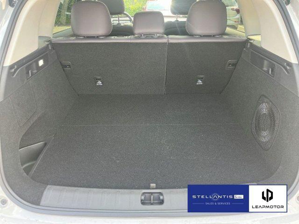 Leapmotor C10