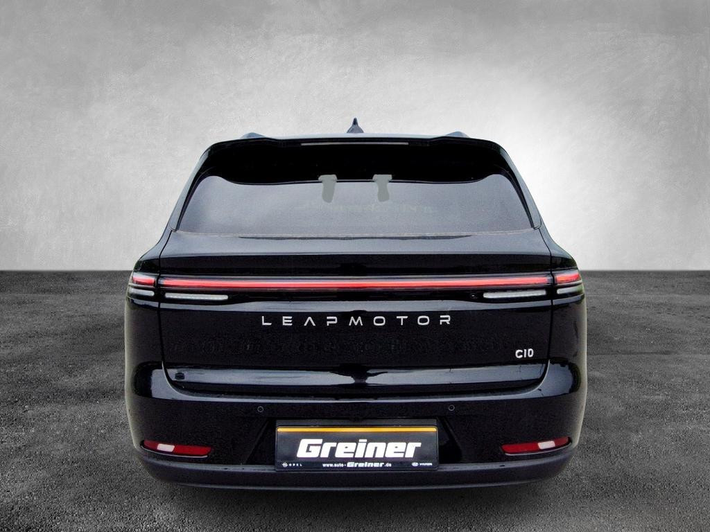 Leapmotor C10