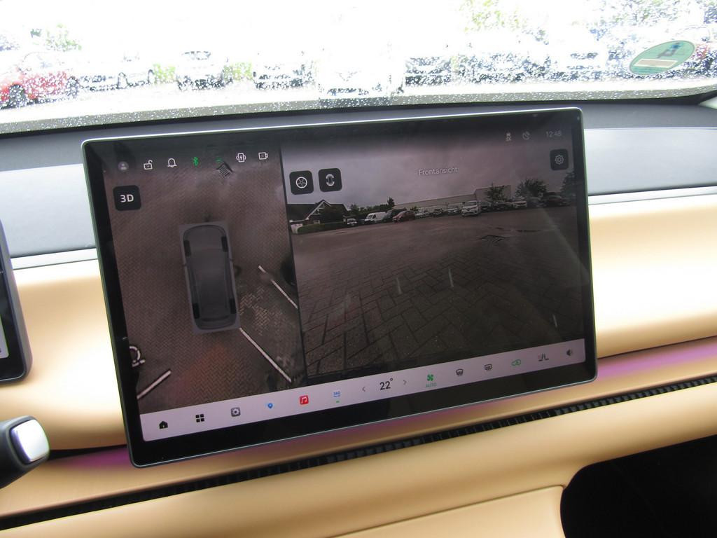 Leapmotor C10