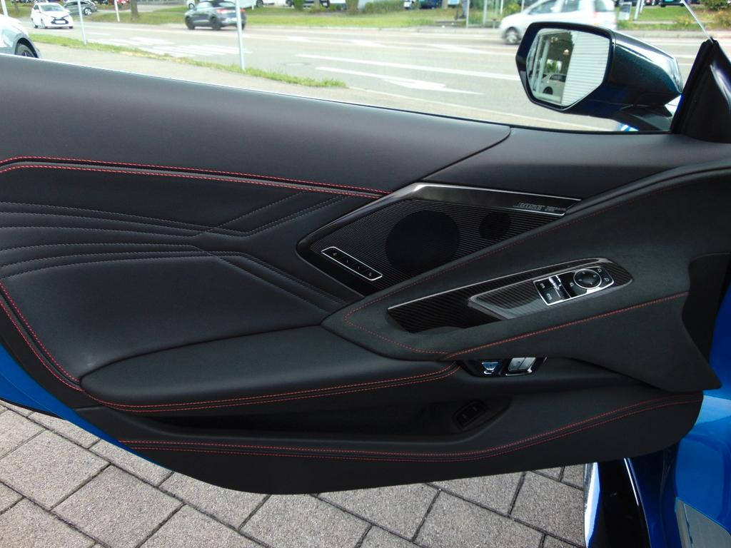 Corvette C8