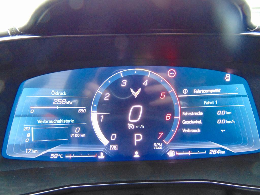 Corvette C8