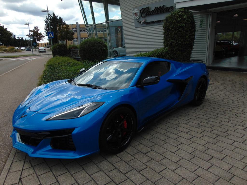 Corvette C8