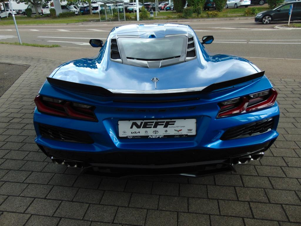 Corvette C8