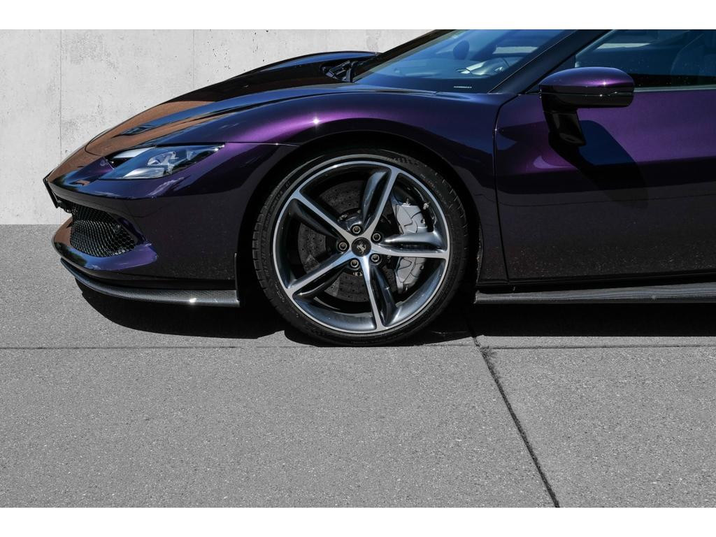 Ferrari 296