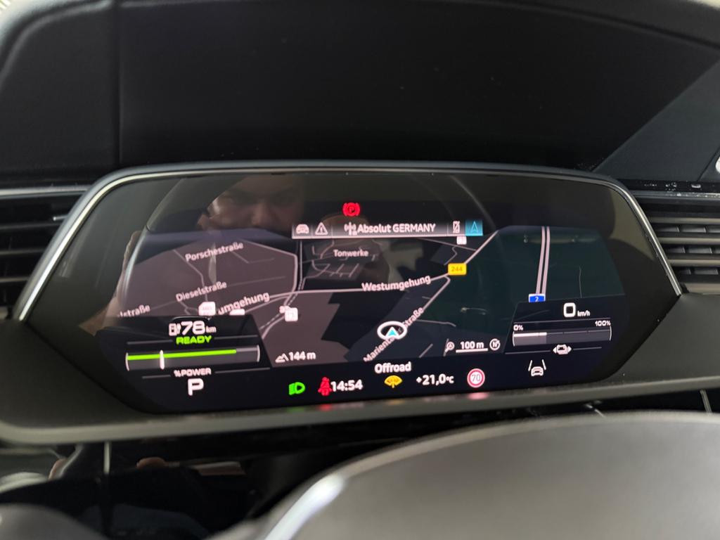 Audi e-tron