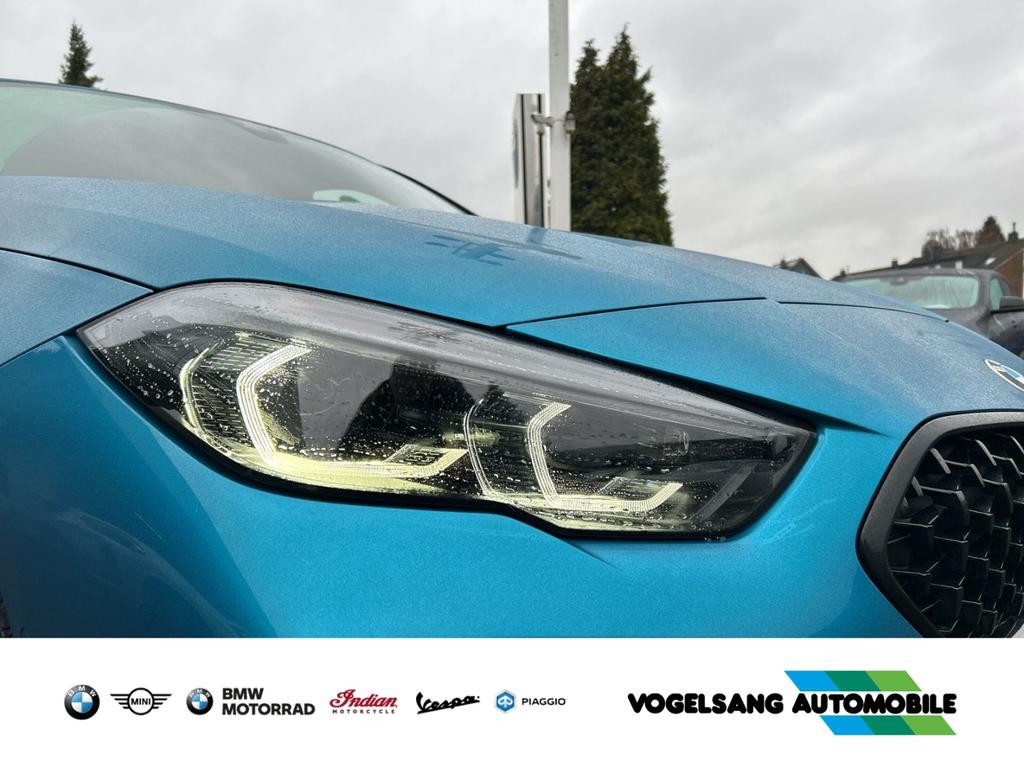 BMW M235