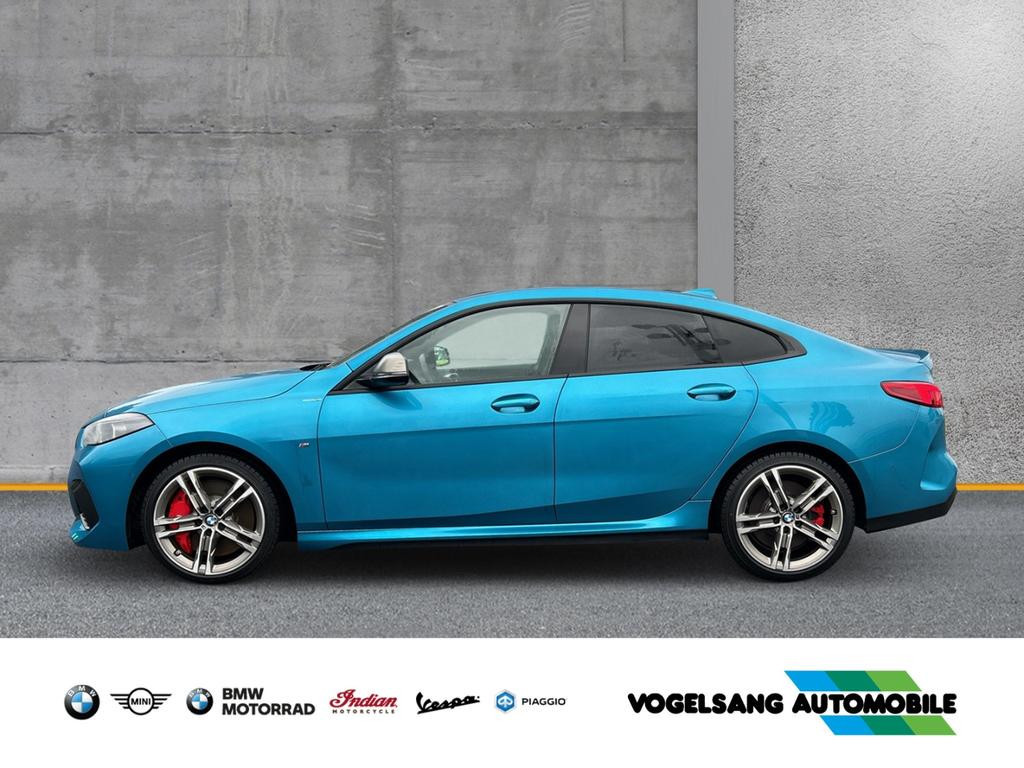 BMW M235