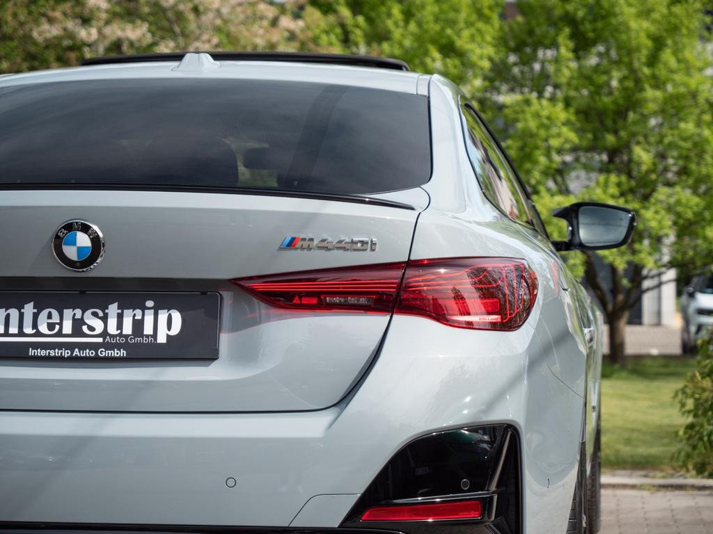BMW M440