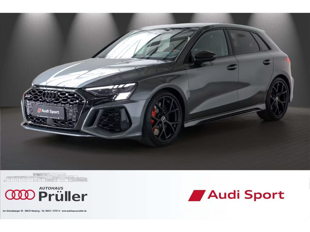 Audi RS3 Sportback Sedan Quattro