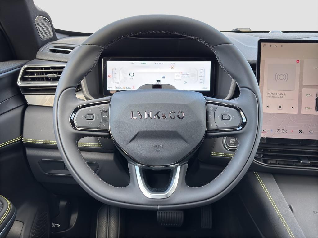 Lynk&Co 01
