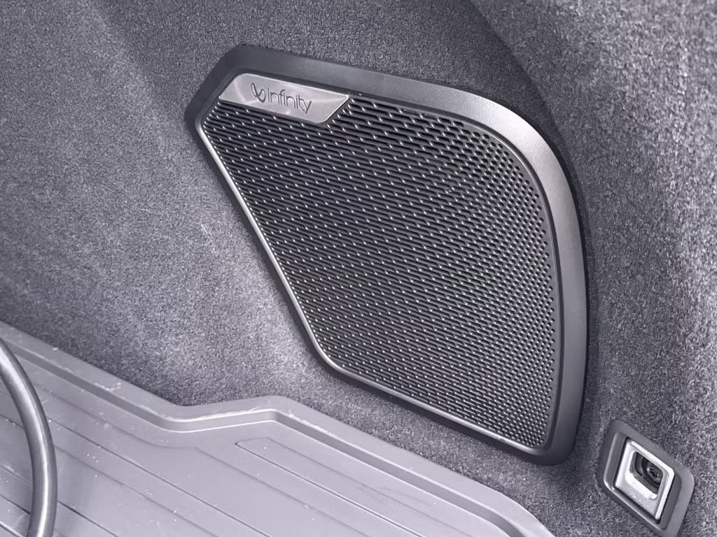 Lynk&Co 01