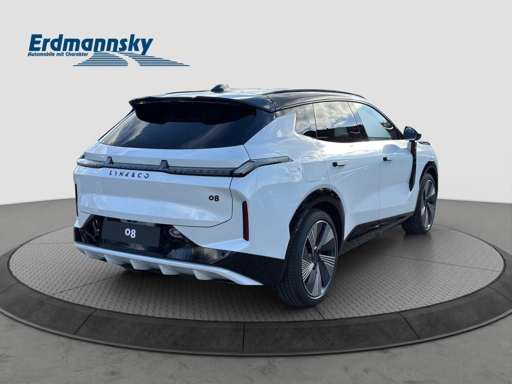 Lynk&Co 08