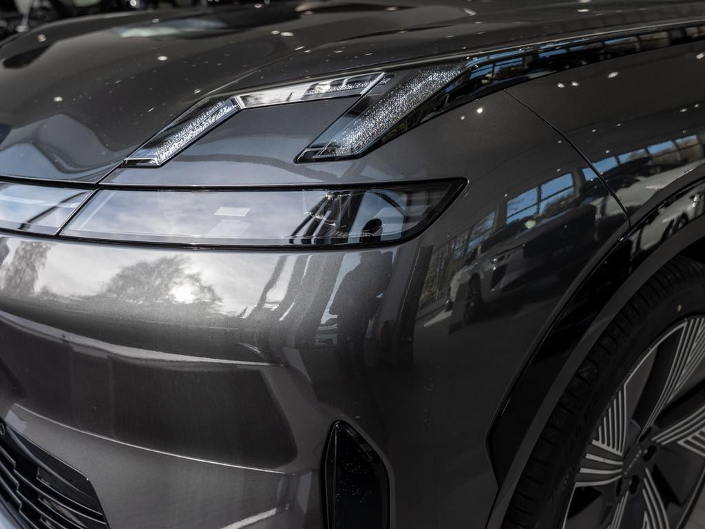 Lynk&Co 08