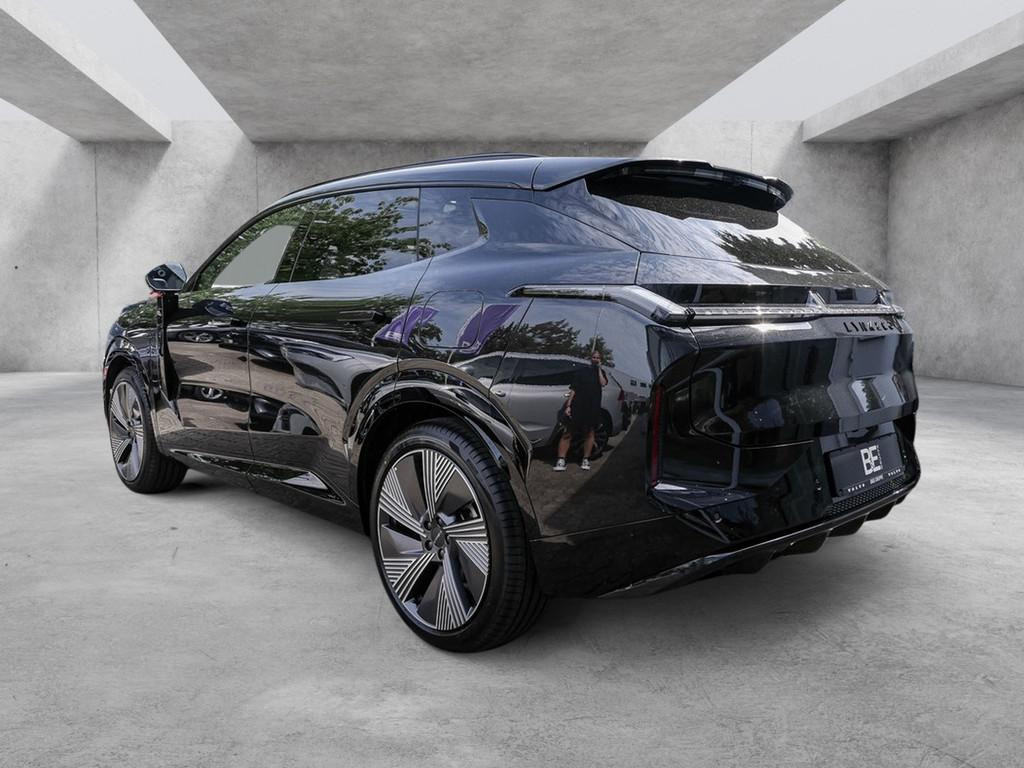 Lynk&Co 08