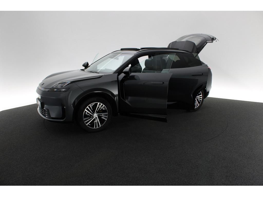Lynk&Co 08