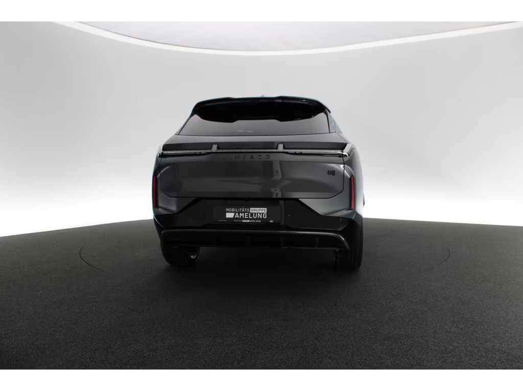 Lynk&Co 08