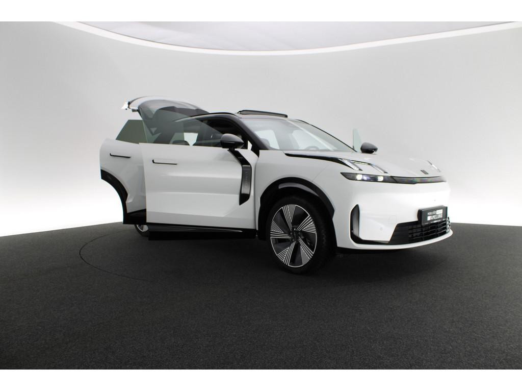 Lynk&Co 08
