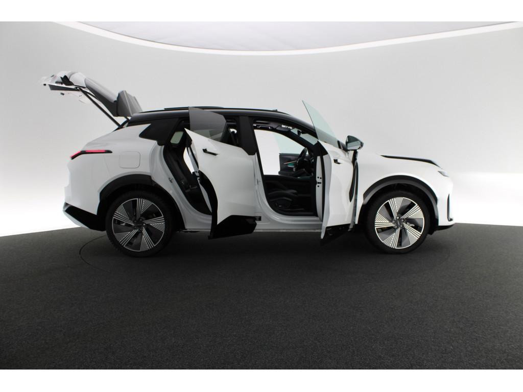 Lynk&Co 08