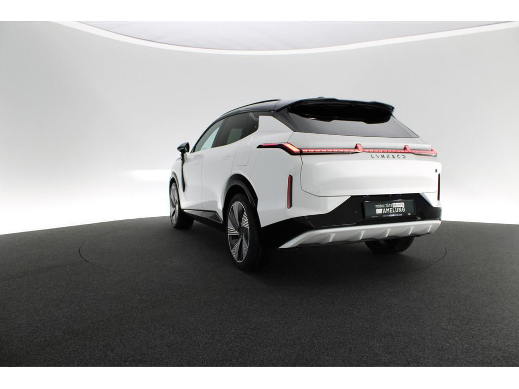 Lynk&Co 08