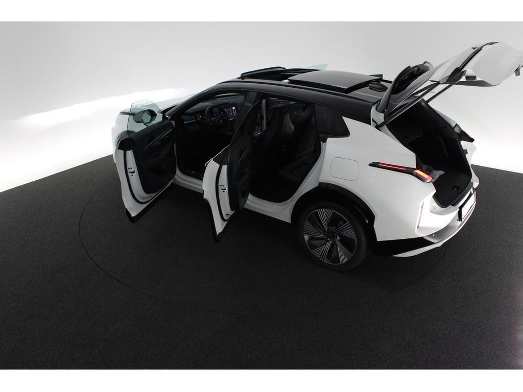Lynk&Co 08