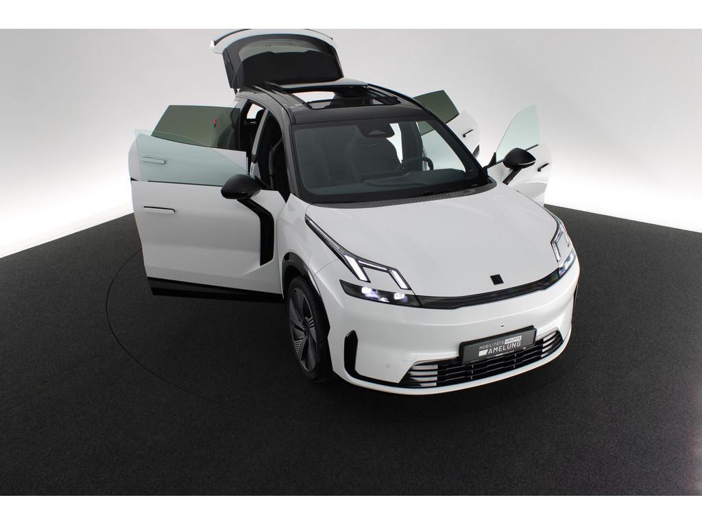 Lynk&Co 08