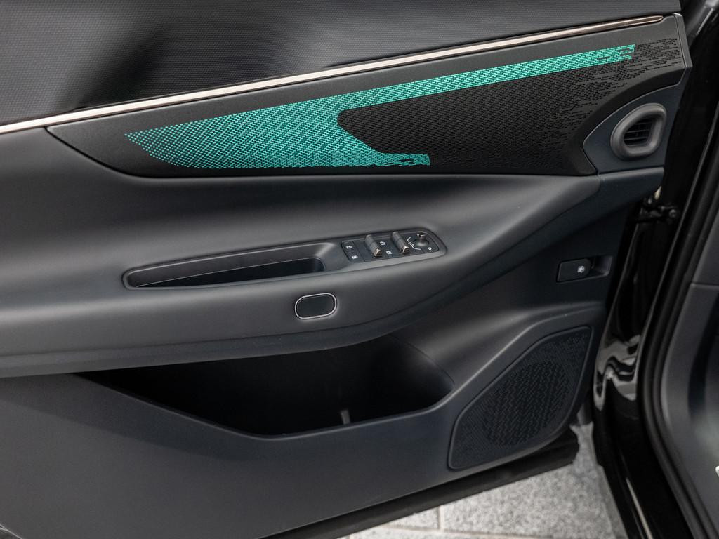 Lynk&Co 08