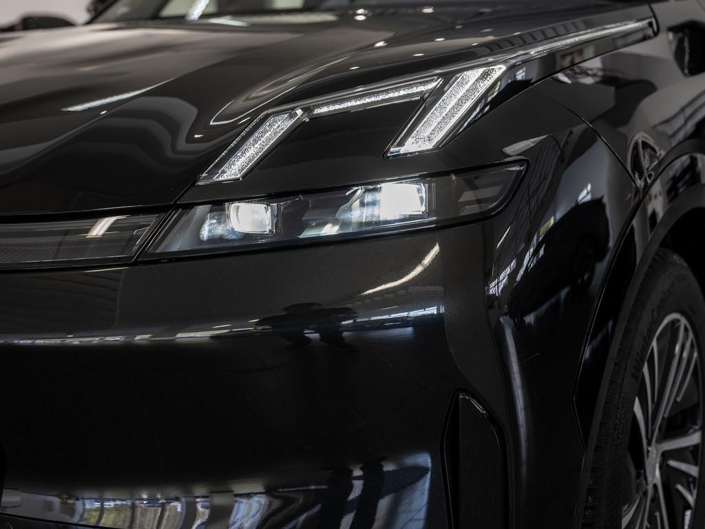 Lynk&Co 08