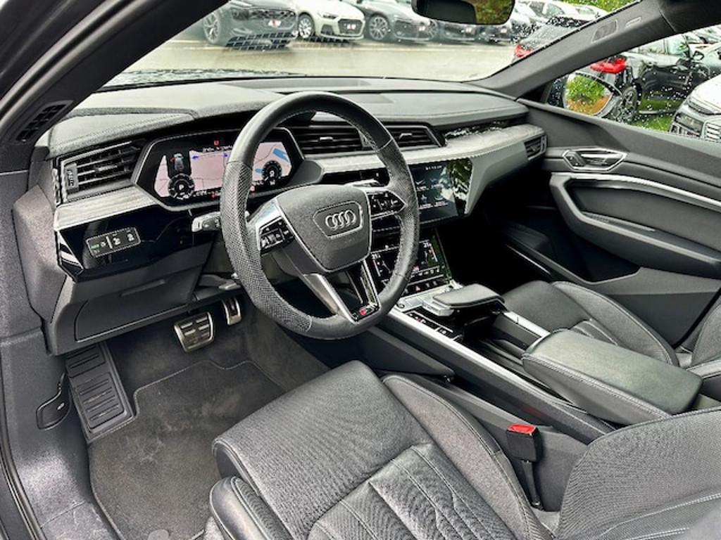 Audi Q8 e-tron
