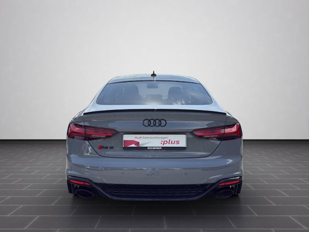 Audi RS5