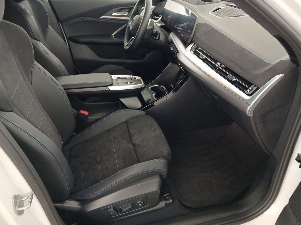 BMW iX2
