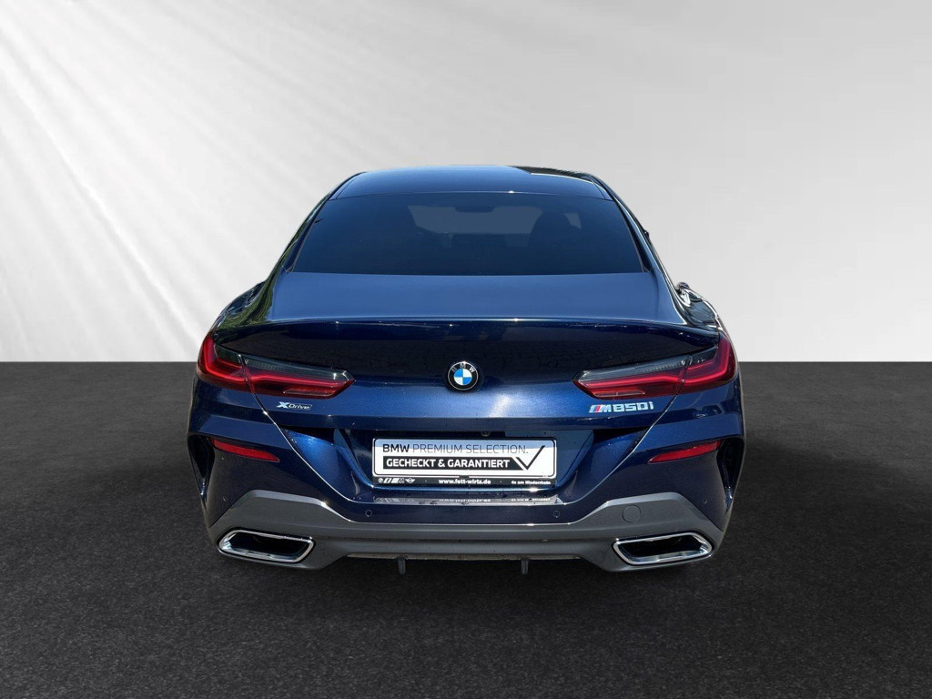 BMW M850