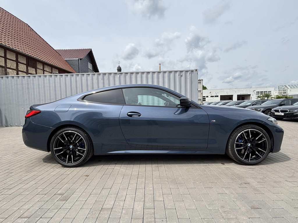 BMW M440
