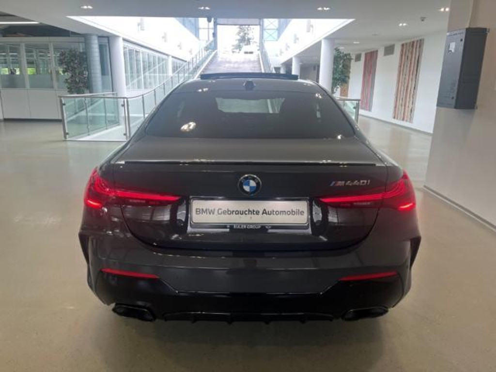 BMW M440