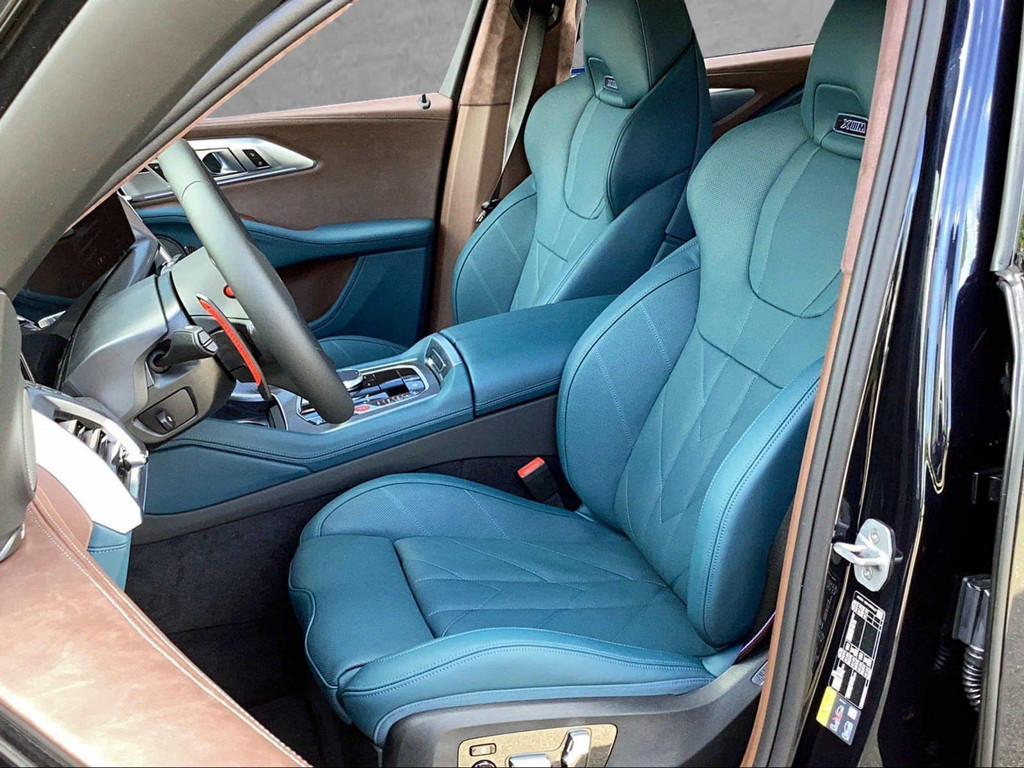 BMW XM