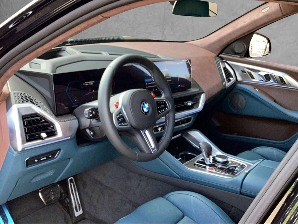 BMW XM