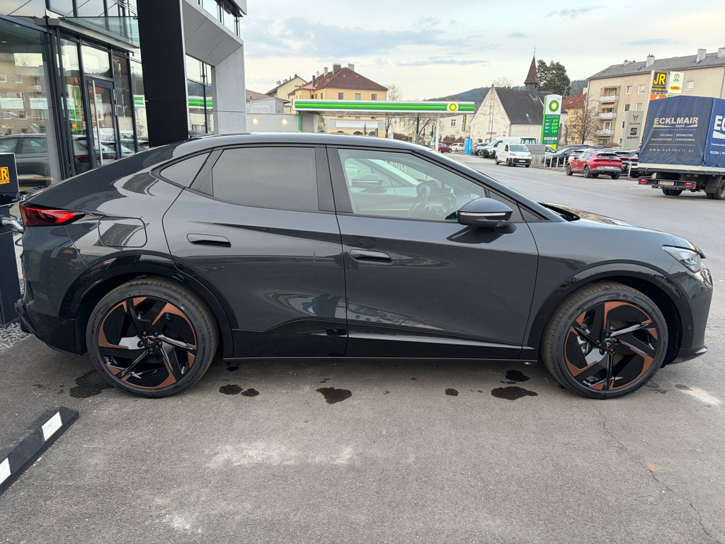 Cupra Tavascan