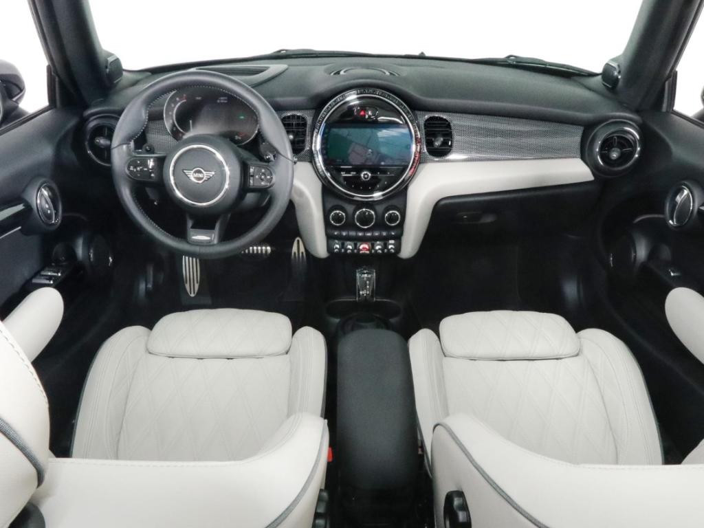 Mini John Cooper Works Cabrio