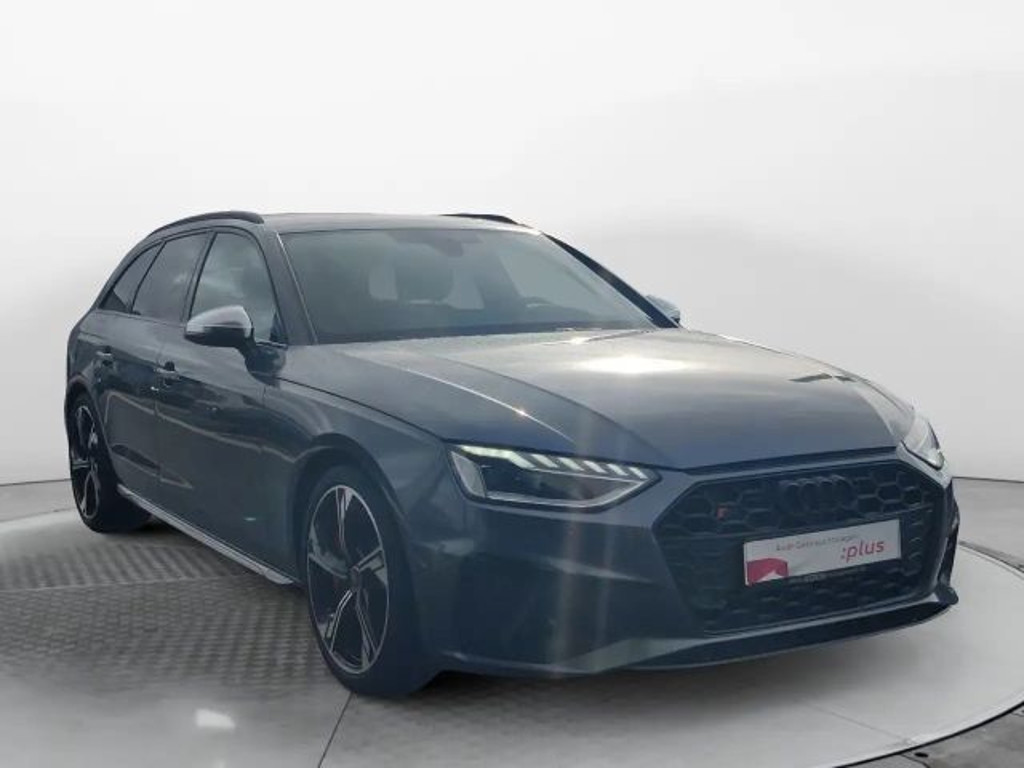 Audi S4