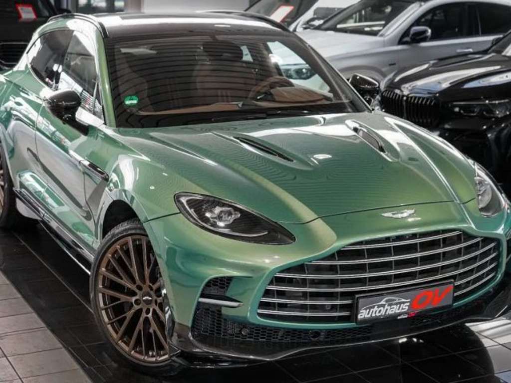 Aston Martin DBX