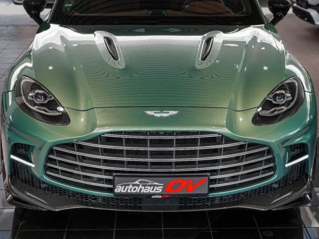 Aston Martin DBX