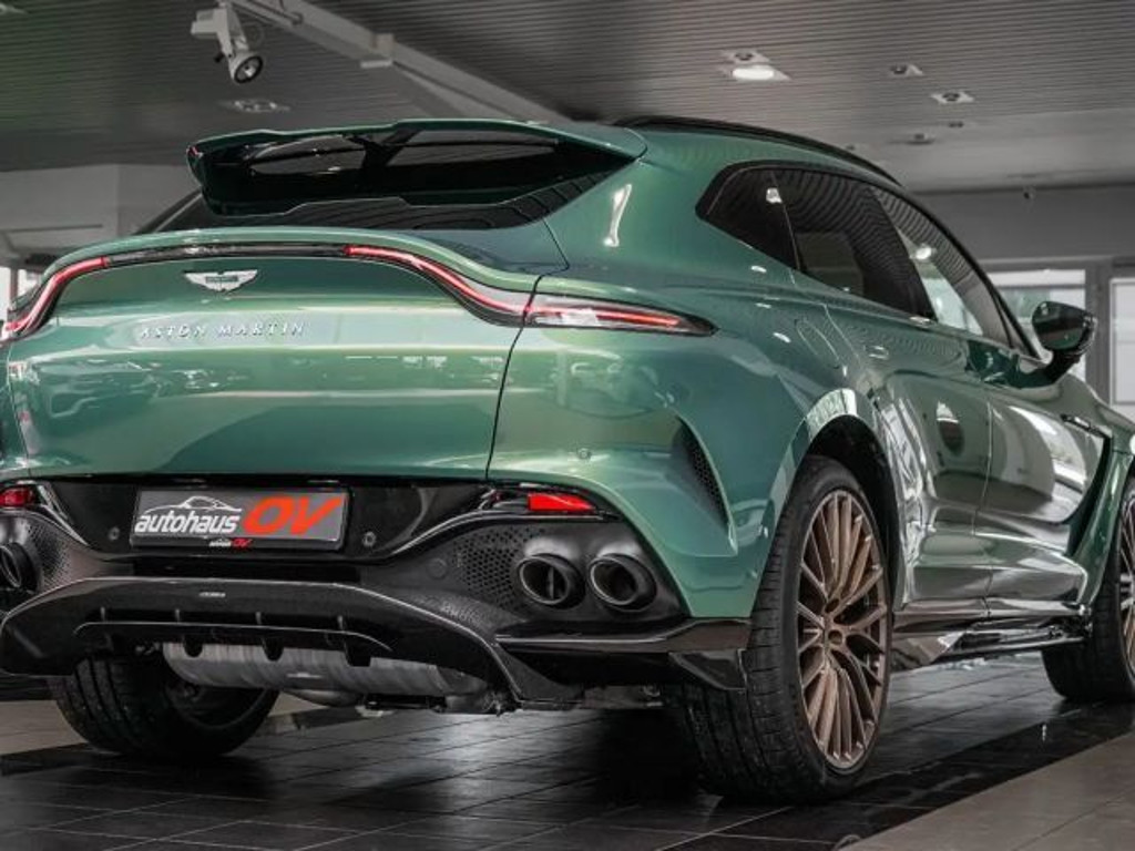 Aston Martin DBX