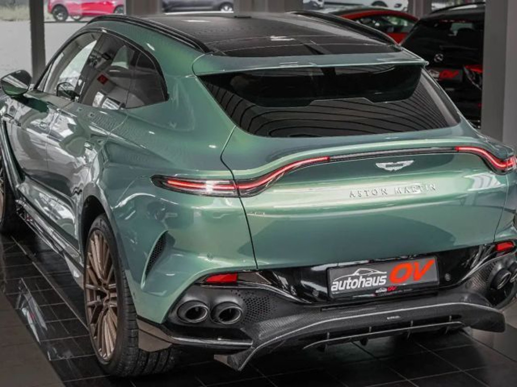 Aston Martin DBX