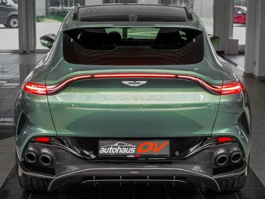 Aston Martin DBX