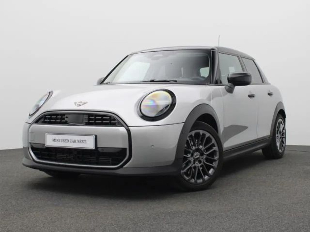 Mini Cooper AUTOMAAT - NAVI - HUD - LED